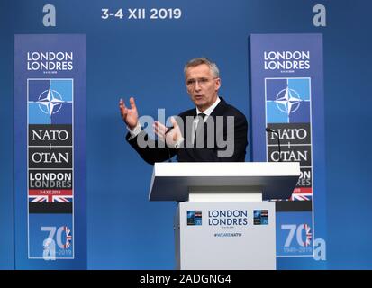 Watford, Royaume-Uni. 08Th Nov, 2019. Jens Stoltenberg, Secrétaire général de l'OTAN donne une conférence de presse à l'occasion du 70e anniversaire du Sommet de l'Otan au bosquet en Hertfordshire le Mercredi, Décembre 04, 2019. Photo par Hugo Philpott/UPI UPI : Crédit/Alamy Live News Banque D'Images