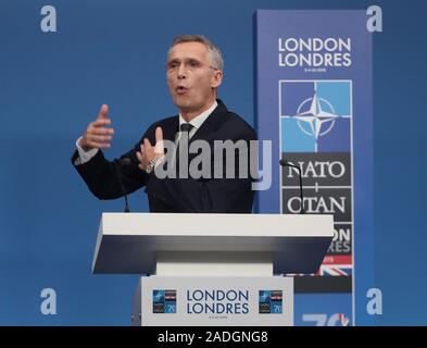 Watford, Royaume-Uni. 08Th Nov, 2019. Jens Stoltenberg, Secrétaire général de l'OTAN donne une conférence de presse à l'occasion du 70e anniversaire du Sommet de l'Otan au bosquet en Hertfordshire le Mercredi, Décembre 04, 2019. Photo par Hugo Philpott/UPI UPI : Crédit/Alamy Live News Banque D'Images