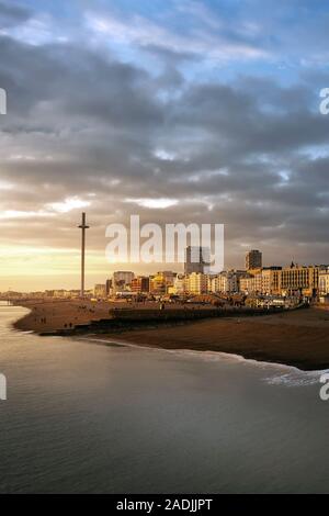 Coucher de soleil pastel à Brighton,UK Banque D'Images