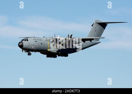 Atlas Airbus C.1, ZM401, exploité par 24 & 70 Sqd, RAF, et vu l'atterrissage à RAF Brize Norton, Oxon, 27 septembre 2018. Banque D'Images