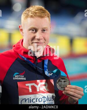 Greta Bretagne's Thomas Dean vainqueur de la médaille d'argent dans l'épreuve du 400m nage libre pendant le cours de natation A Tollcross International Swimming Centre, Glasgow. Banque D'Images