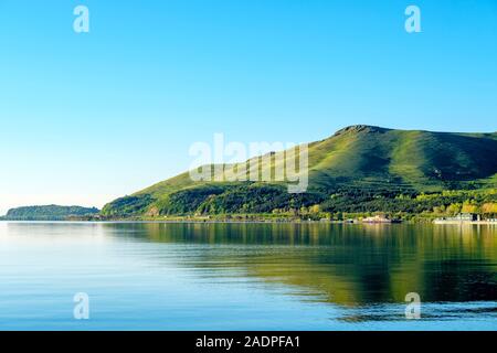 Le lac Sevan à l'aube, Sevan, Gegharkunik Province, l'Arménie Banque D'Images