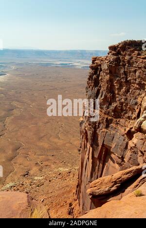 Moab, Utah/ USA-9 octobre 2019 : Île dans le ciel vu d'une falaise à CANYONLANDS NATIONAL PARK Banque D'Images