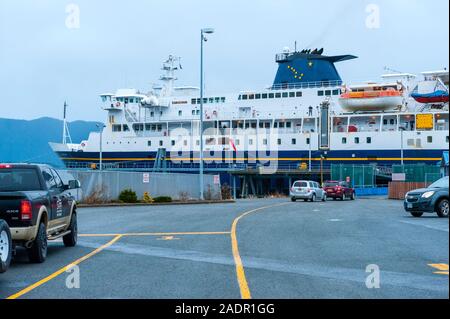 Le M/V Kennicott accosté au terminal de Sitka. Sitka, Alaska, USA. Banque D'Images