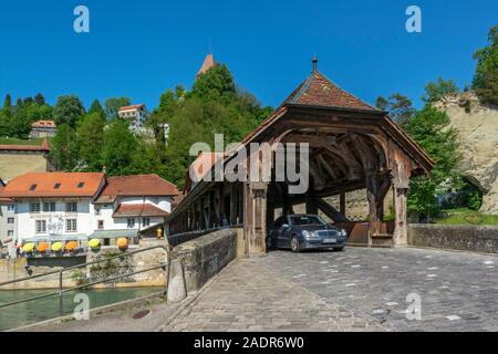 Suisse, Fribourg, Sarine, Pont de pont couvert de Berne Banque D'Images