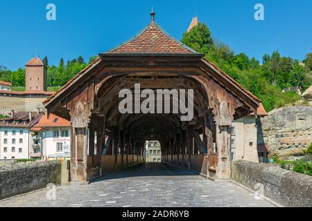 Suisse, Fribourg, Sarine, Pont de pont couvert de Berne Banque D'Images