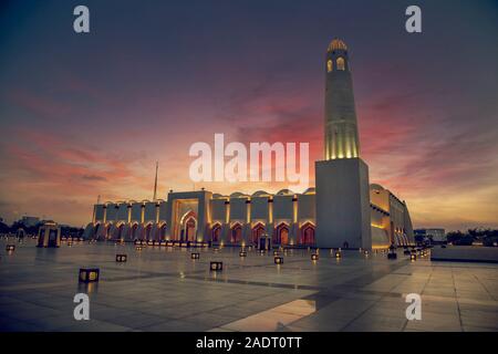 Vue du coucher Grande mosquée Imam Abdul Wahab doha Banque D'Images