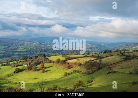 Collines près d'Abergavenny, dans le sud du Pays de Galles. Banque D'Images