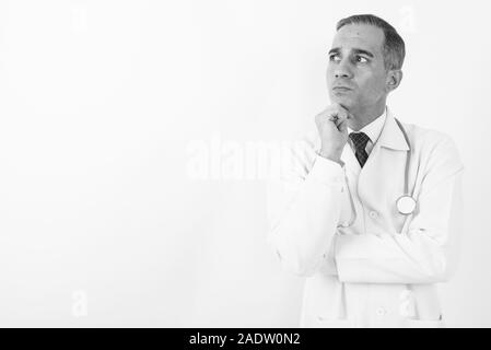 Homme mature médecin persan en noir et blanc Banque D'Images