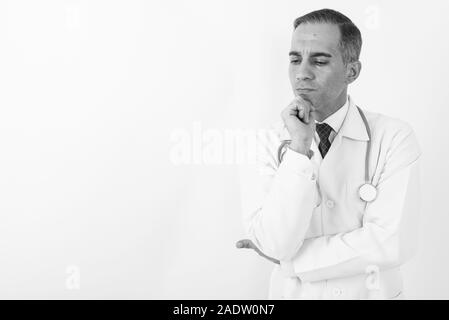 Homme mature médecin persan en noir et blanc Banque D'Images