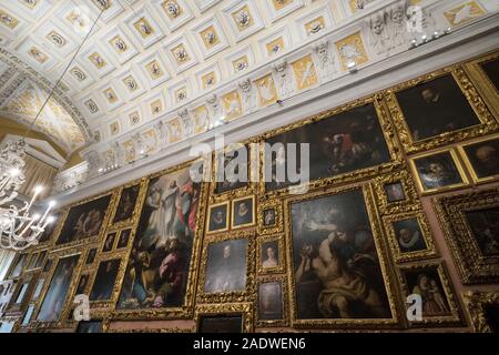 L'Italie, la Lombardie, le Lac Majeur : vue de l'intérieur du Palais Borromeo galerie de peinture, sur l'Isola Bella, une des îles Borromées Banque D'Images