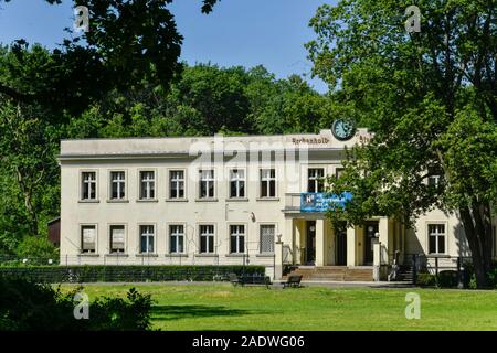 Alt-Treptow Archenhold-Sternwarte Treptow,,, Treptow-Köpenick, Berlin, Deutschland Banque D'Images