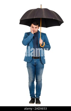 Portrait de renversement et réfléchi portrait sous parapluie ouvert à Palm permet de faire face à la confusion en plus isolé bac blanc Banque D'Images