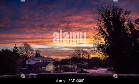 L'aube au-dessus de l'Anston, Sheffield, South Yorkshire, Royaume-Uni. Banque D'Images