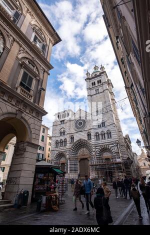 Cathédrale Catholique Romaine De Cattedrale Metropolitana Di San Lorenzo À Gênes, Italie, Europe Banque D'Images