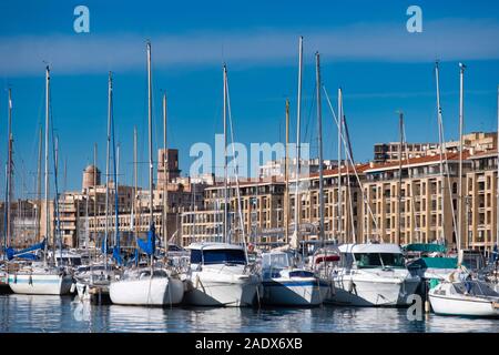 Bateaux à voile au Vieux Port Vieux port de Marseille, France, Europe Banque D'Images