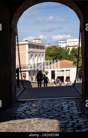 La vieille ville ville d'Eivissa à Ibiza, Espagne. Banque D'Images