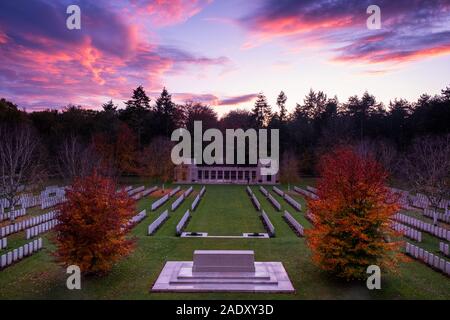 De Buttes New British Cemetery et la Nouvelle-Zélande mémorial aux disparus, le bois du Polygone Banque D'Images