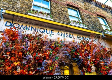 Extérieur de Dominique Ansel Bakery en automne, London, UK Banque D'Images