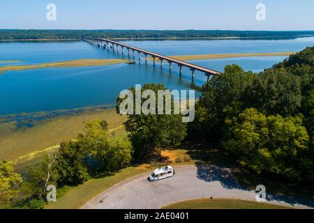 John Coffee Memorial Bridge le Natchez Trace Parkway Mississippi MS aussi connu sous le nom de 'vieux' de Natchez Trace, est une piste forestière au sein de l'Uni Banque D'Images