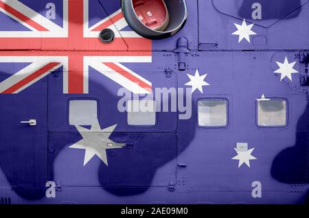 Drapeau Australie représentés sur la partie latérale de l'hélicoptère blindé militaire close up. Des avions des forces de l'armée de l'arrière-plan conceptuel Banque D'Images