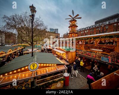 Marché de Noël 2019 à Manchester Banque D'Images