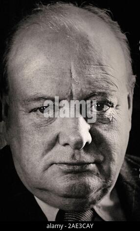 Portrait de sir Winston Leonard Spencer-Churchill (30 novembre 1874 - 24 janvier 1965) était un homme politique britannique, officier de l'armée, et écrivain. Il a été Prim Banque D'Images