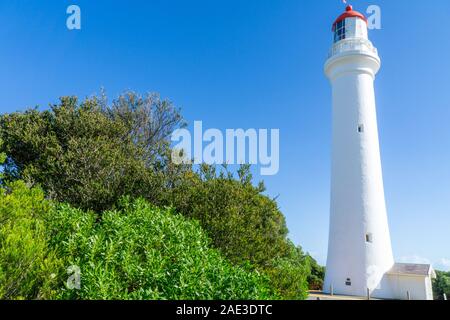 Split Point Lighthouse est un phare près de Aireys Inlet, une petite ville sur la Great Ocean Road, à Victoria, en Australie. Le Grand Océan de marche, Banque D'Images