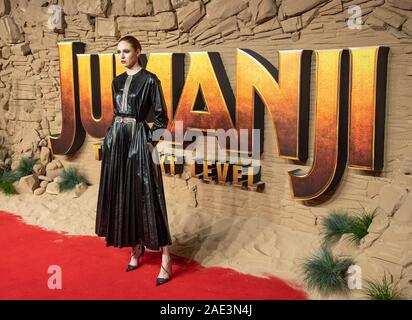 Londres, ANGLETERRE - 05 DÉCEMBRE : Karen Gillan assiste à la première UK de 'Jumanji : Le prochain niveau" à l'Odeon Waterloo IMAX le 5 décembre 2019 à Londres Banque D'Images