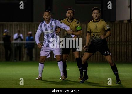 Carmarthen, 6/12/19. Lee Trundle de Ammanford en action à l'encontre de Carmarthen. Carmarthen Town v Ammanford Ville de Richmond Park dans le Cu Gallois JD Banque D'Images