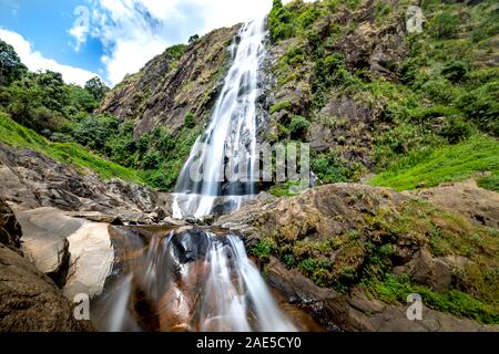 Cascade de l'Atc Tinh dans Lai Chau, Province de Son La, Vietnam Banque D'Images