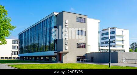 Staatliches Bauhaus bâtiment allemand de l'école d'art à Dessau Saxe-Anhalt Allemagne. Banque D'Images