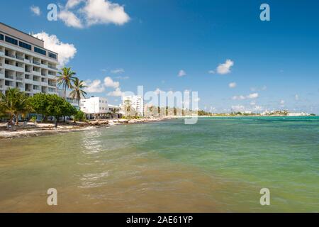 Paysage côtier sur l'île de San Andres, Colombie. Banque D'Images