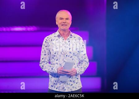 Bochum, Allemagne. Le 05 mai 2019. Laudator dans la Jahrhunderthalle, Jürgen Domian lors de la présentation de la 1D en direct. Crédit : Rolf Vennenbernd/dpa/Alamy Live News Banque D'Images