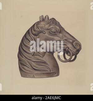 Ce poteau d'attelage, produit aux États-Unis entre 1935 et 1942, est une structure de sécurisation des chevaux. Il met l'accent sur le design, le matériau et l'utilité, caractéristiques de l'équipement de plein air américain du début du XXe siècle. Banque D'Images