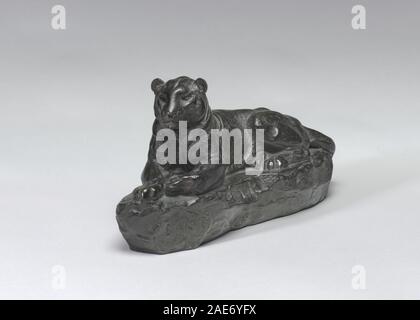 Sculpture en bronze d'une panthère de l'Inde par Antoine-Louis Barye, coulée vers 1860-1873, montrant la forme féline, les détails naturalistes et la technique française du bronze du XIXe siècle. Banque D'Images