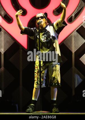 INGLEWOOD, LOS ANGELES, CALIFORNIE, USA - 06 décembre : la chanteuse Billie Eilish fonctionne à 102.7 KIIS FM's Jingle Ball 2019 s'est tenue au Forum le 6 décembre 2019 à Inglewood, Los Angeles, Californie, États-Unis. (Photo par Xavier Collin/Image Press Office) Banque D'Images