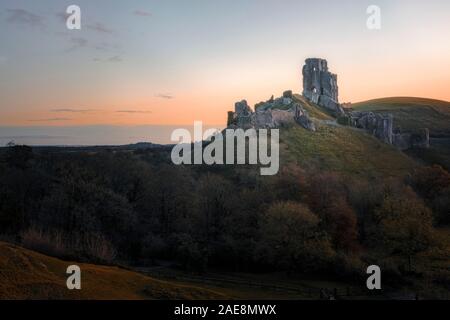 Château de Corfe, Dorset, Angleterre, Royaume-Uni Banque D'Images