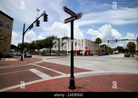 Jonction de Broadway et de l'avenue monument historique dans le centre-ville le centre-ville de kissimmee floride usa Banque D'Images