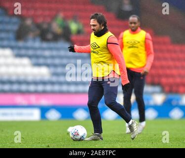 7 décembre 2019, Ewood Park, Blackburn, Angleterre ; Sky Bet Championship, les Blackburn Rovers v Derby County : Bradley Dack (23) de Blackburn Rovers en préchauffage Crédit : Simon Whitehead/News Images Banque D'Images