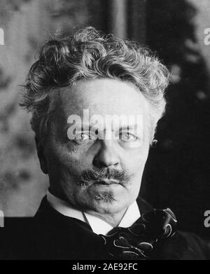 August Strindberg, Johan August Strindberg (1849 - 1912) Swedish dramaturge, romancier, poète, essayiste et peintre. Banque D'Images