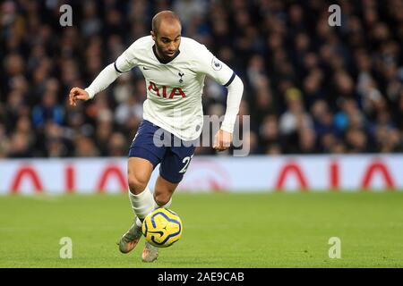 Londres, Royaume-Uni. 07Th Dec, 2019. Lucas Moura de Tottenham Hotspur en action. Le Premier Ministre de l'EPL League, Tottenham Hotspur v Burnley au Tottenham Hotspur Stadium à Londres le samedi 7 décembre 2019. Cette image ne peut être utilisé qu'à des fins rédactionnelles. Usage éditorial uniquement, licence requise pour un usage commercial. Aucune utilisation de pari, de jeux ou d'un seul club/ligue/dvd publications pic par Steffan Bowen/Andrew Orchard la photographie de sport/Alamy live news Crédit : Andrew Orchard la photographie de sport/Alamy Live News Banque D'Images