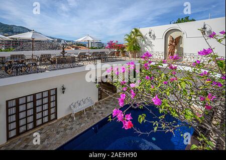 Piscine et Solarium de Richard Burton à la Casa Suite Kimberly ; Puerto Vallarta, Jalisco, Mexique. Banque D'Images