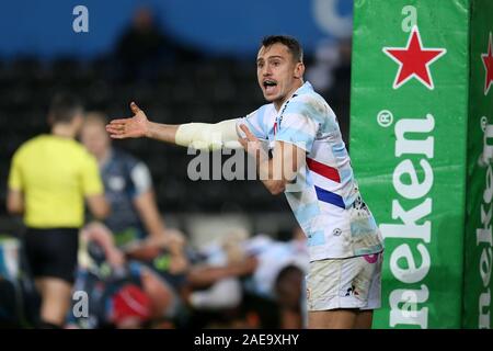 Swansea, Royaume-Uni. 07Th Dec, 2019. Juan Imhoff de course 92. Heineken Cup match des champions, piscine 4, balbuzards v Racing 92 rugby au Liberty Stadium de Swansea, Pays de Galles du Sud le samedi 7 décembre 2019. Photos par Andrew Orchard, Crédit : Andrew Orchard la photographie de sport/Alamy Live News Banque D'Images