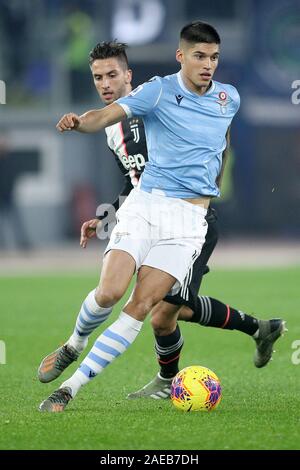 Rome, Italie. 07Th Dec, 2019. Joaquin Correa de SS Lazio au cours de la Serie une correspondance entre le Latium et la Juventus au Stadio Olimpico, Rome, Italie, le 7 décembre 2019. Photo par Luca Pagliaricci. Usage éditorial uniquement, licence requise pour un usage commercial. Aucune utilisation de pari, de jeux ou d'un seul club/ligue/dvd publications. Credit : UK Sports Photos Ltd/Alamy Live News Banque D'Images