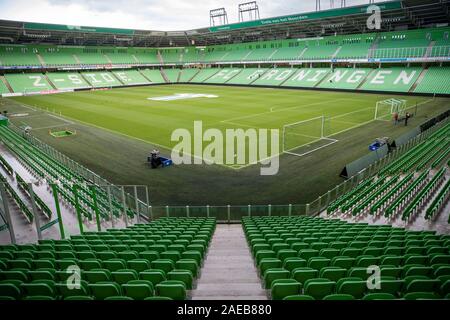 Groningen, Nederland. Le 08 mai 2019. GRONINGEN, 08-12-2019, l'Euroborg stadium, l'Eredivisie néerlandaise de football, saison 2019/2020.Aperçu du stade pendant le match FC Groningen - FC Utrecht : Crédit Photos Pro/Alamy Live News Banque D'Images