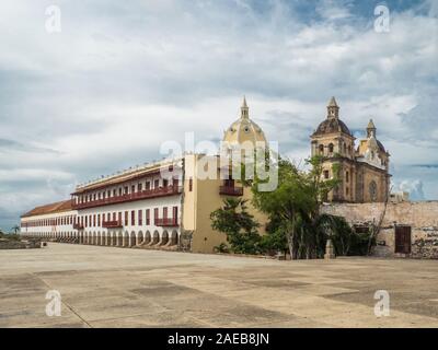 Eglise Saint Pierre Claver et bocagrande à Carthagène, Colombie Banque D'Images