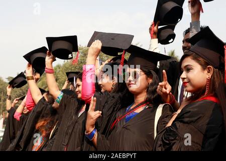 Dhaka, Bangladesh - 08 Décembre, 2019 : préparation de l'étudiant pour la 51ème Assemblée de l'Université de Dhaka (DU) aura lieu 6e à l'Educat Banque D'Images