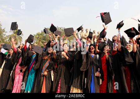 Dhaka, Bangladesh - 08 Décembre, 2019 : préparation de l'étudiant pour la 51ème Assemblée de l'Université de Dhaka (DU) aura lieu 6e à l'Educat Banque D'Images