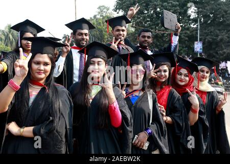 Dhaka, Bangladesh - 08 Décembre, 2019 : préparation de l'étudiant pour la 51ème Assemblée de l'Université de Dhaka (DU) aura lieu 6e à l'Educat Banque D'Images